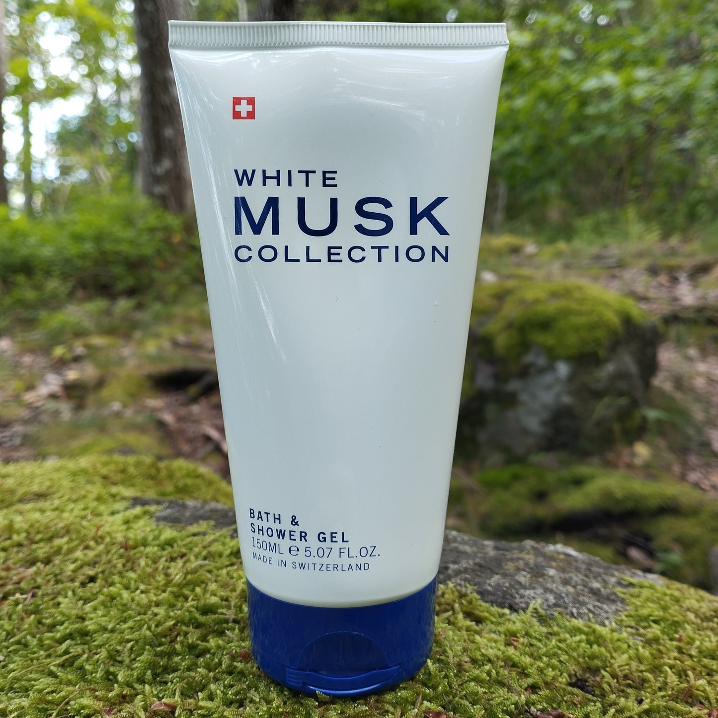 White Musk Bath & Shower Gel 150ml - With the classic White Musk fragrance
