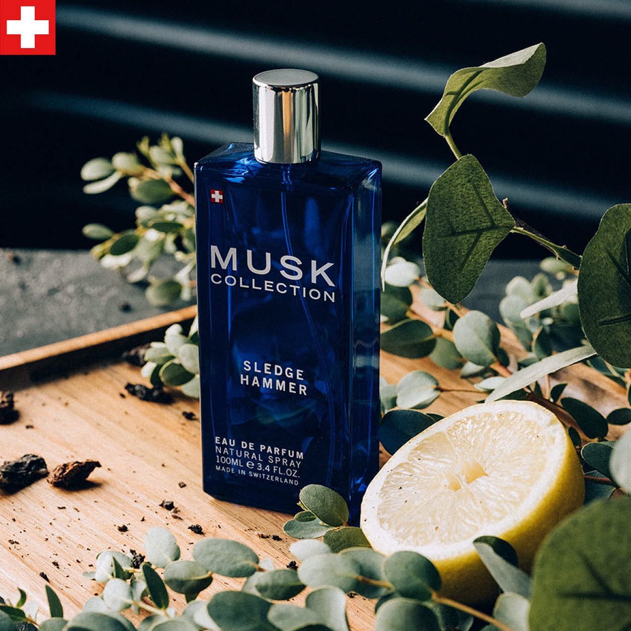 Musk Collection Sledge Hammer Eau de Parfum för män, 100 ml, Långvarig doft med träig och myskig ton, Lämplig för alla tillfällen, Tillverkad i Schweiz, Hög kvalitet, Med plastförsegling